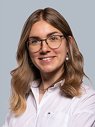 Anna Stefanie Burkart Anna Stefanie Burkart