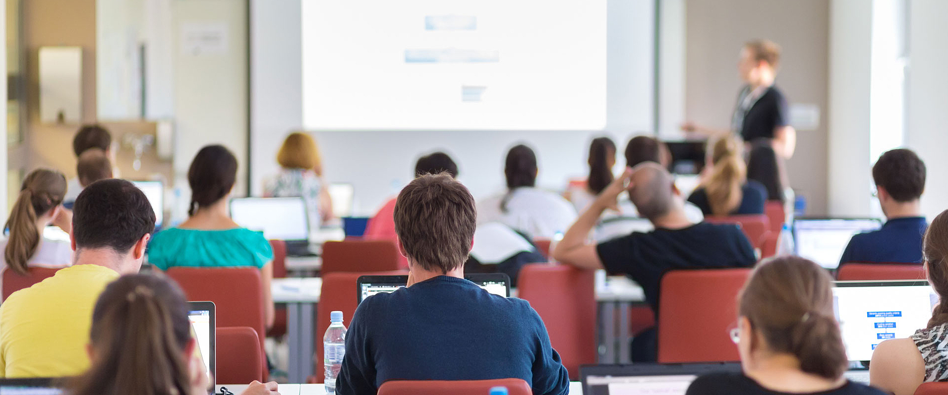 Studenten | Wirtschaftsinformatik Studenten | Wirtschaftsinformatik